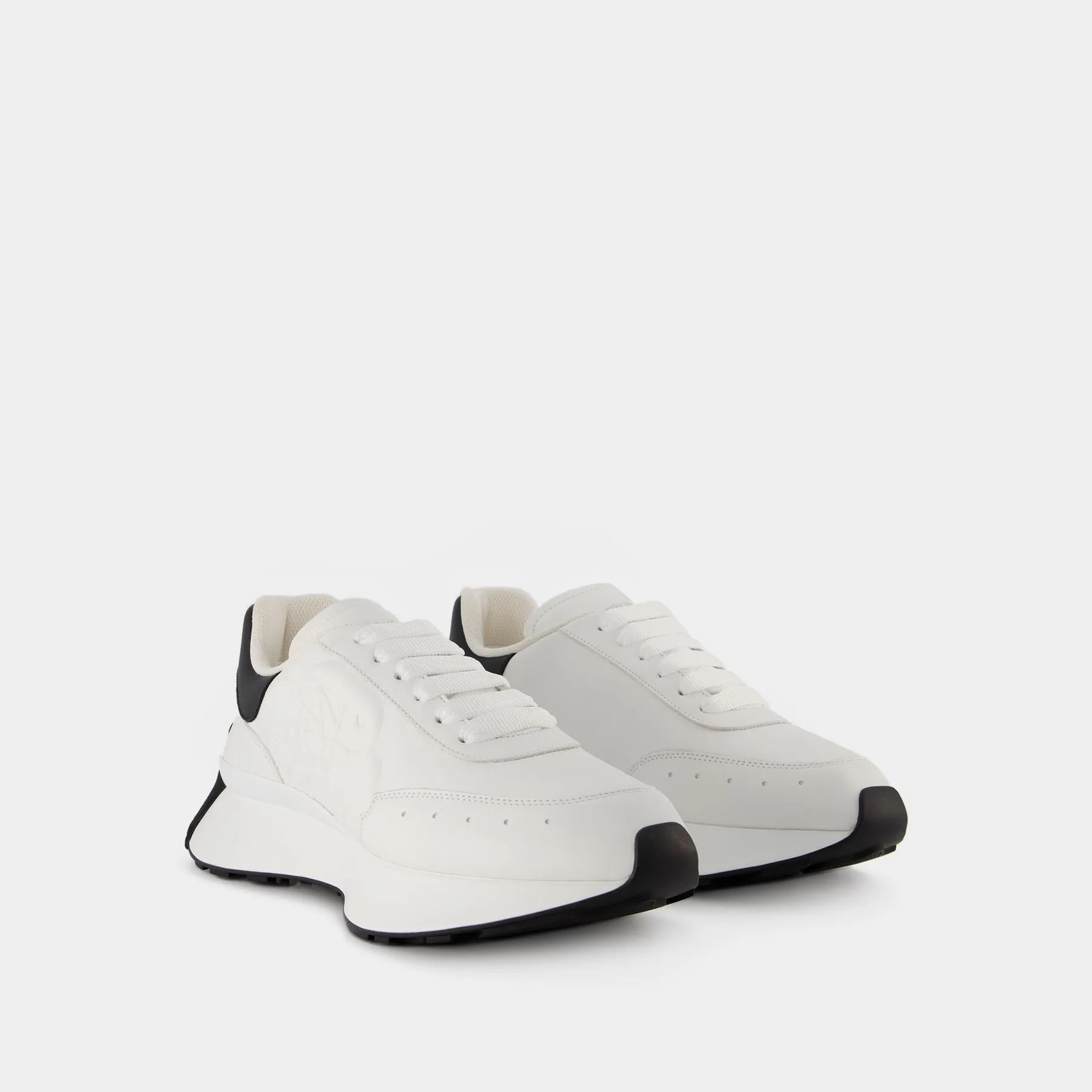 Alexander McQueen  Oversized Sneakers - Alexander Mcqueen - White/Black - Leather