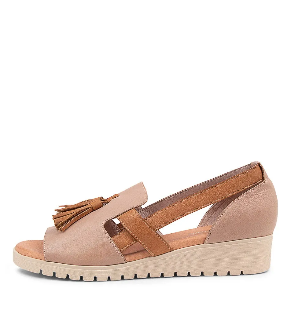 DJANGO & JULIETTE Maisy Cafe Dark Tan Leather Sandals Ws