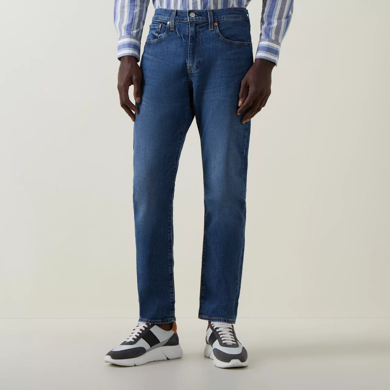 LEVIS 502™ Tapered Jeans - Mid Wash