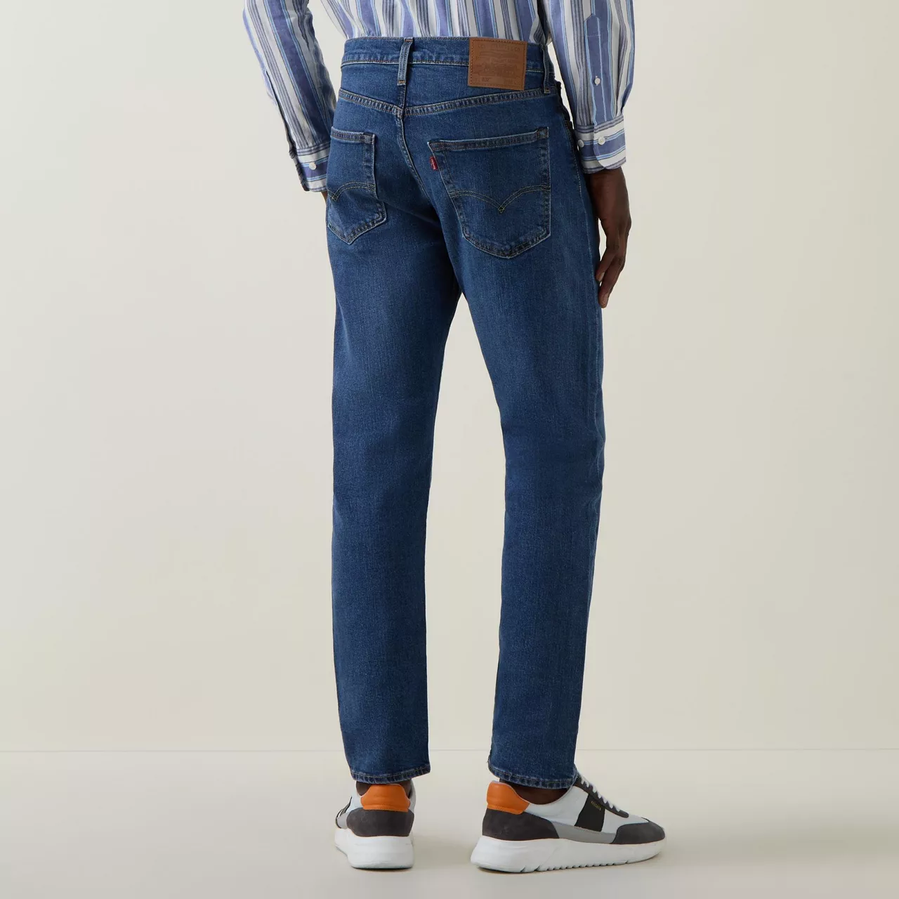 LEVIS 502™ Tapered Jeans - Mid Wash