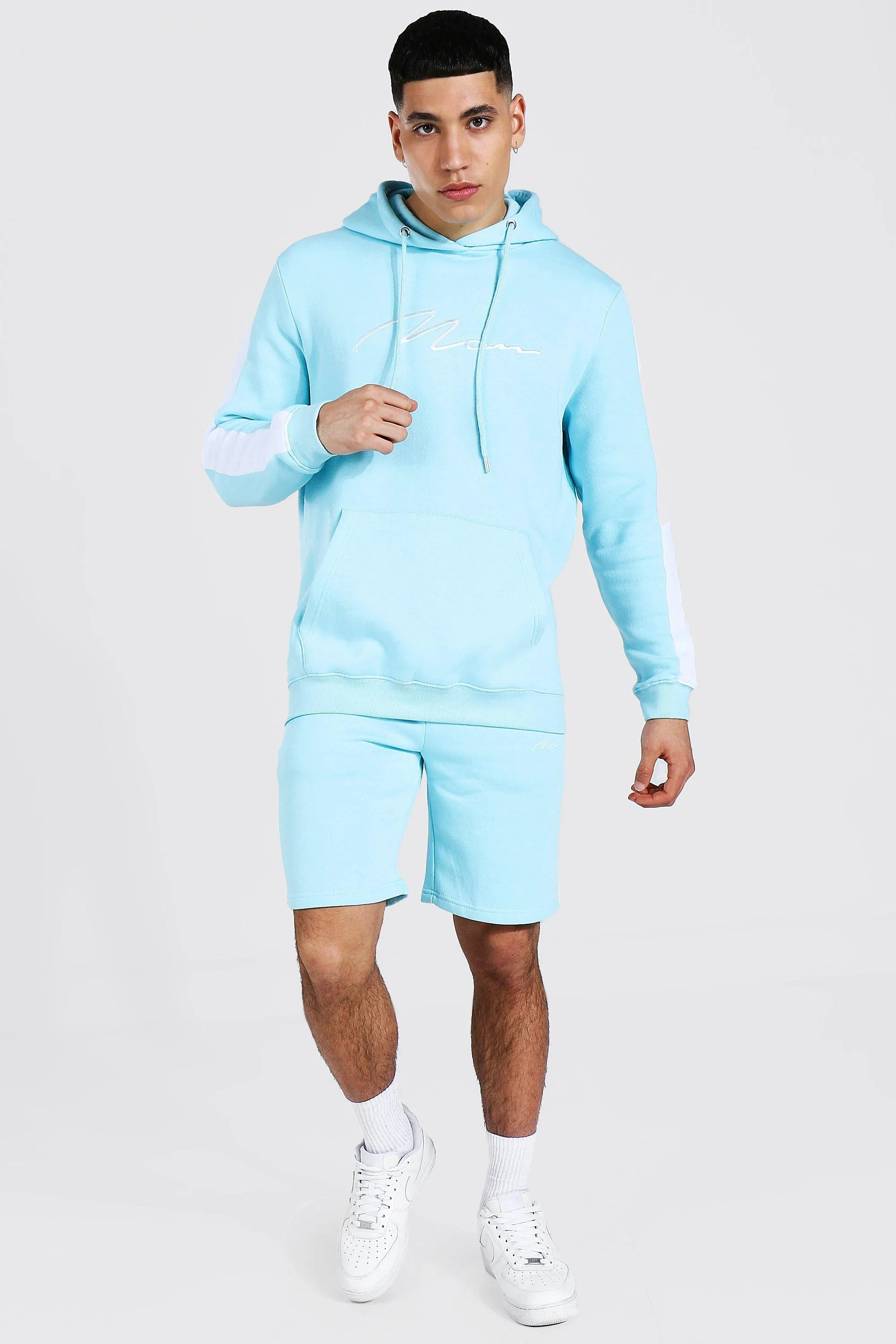 Man Signature Contrast Panel Short Tracksuit | boohooMAN UK