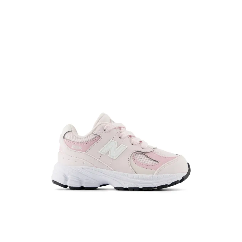 New Balance Infant & Toddler 2002 Shoe - IC2002KB