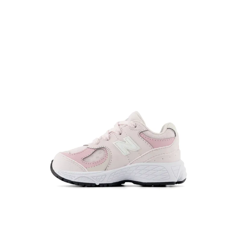 New Balance Infant & Toddler 2002 Shoe - IC2002KB