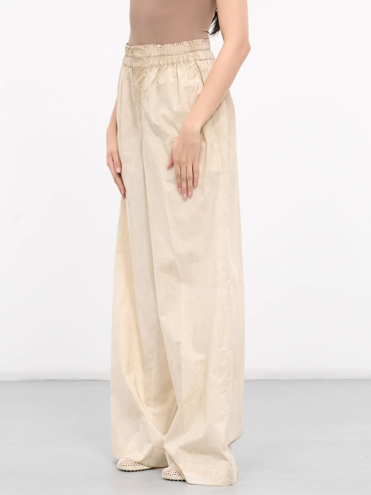 Oversized Trousers (Q310CX-Q0027-SAND)