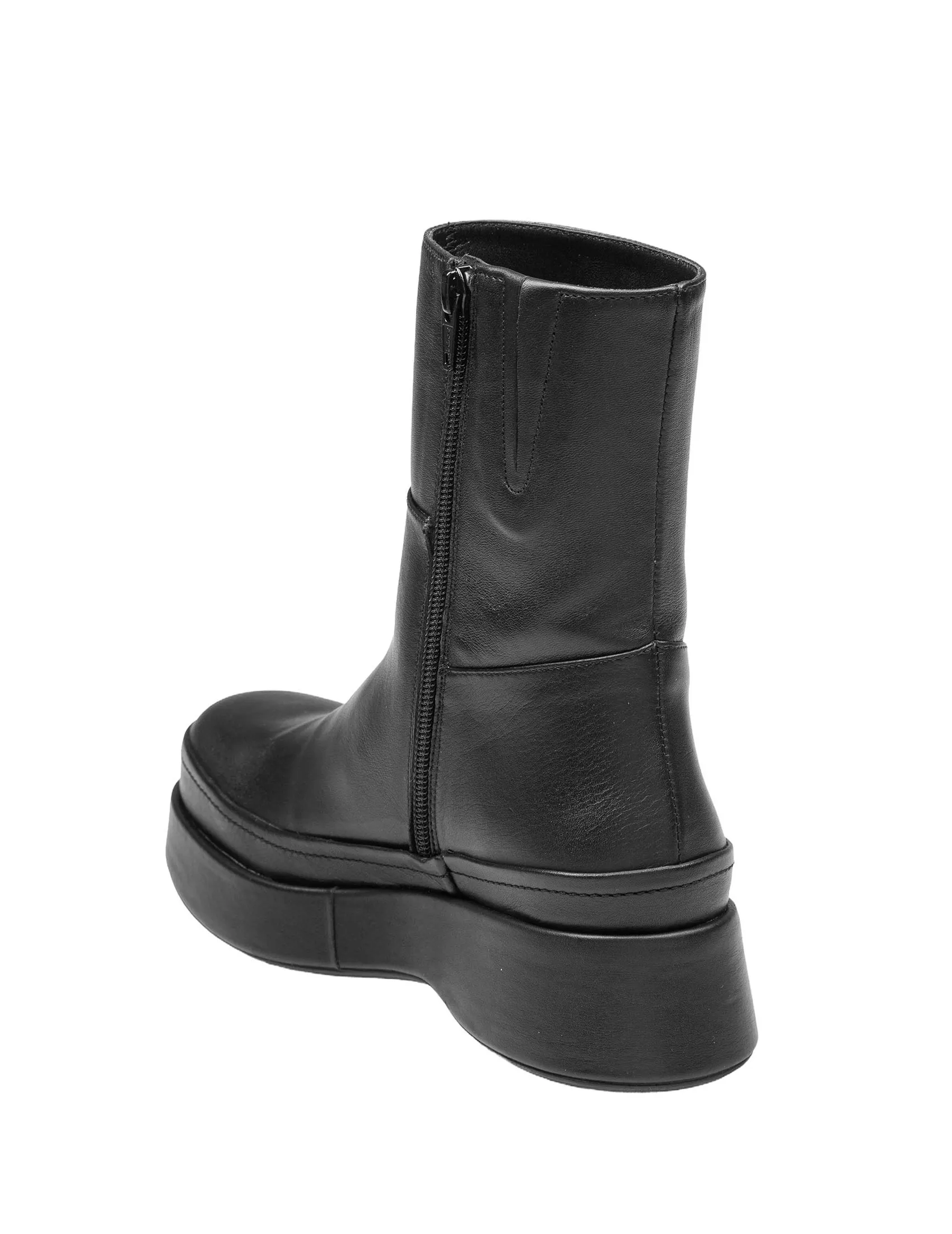 PALOMA BARCELO' DANUBE ANKLE BOOT IN BLACK LEATHER