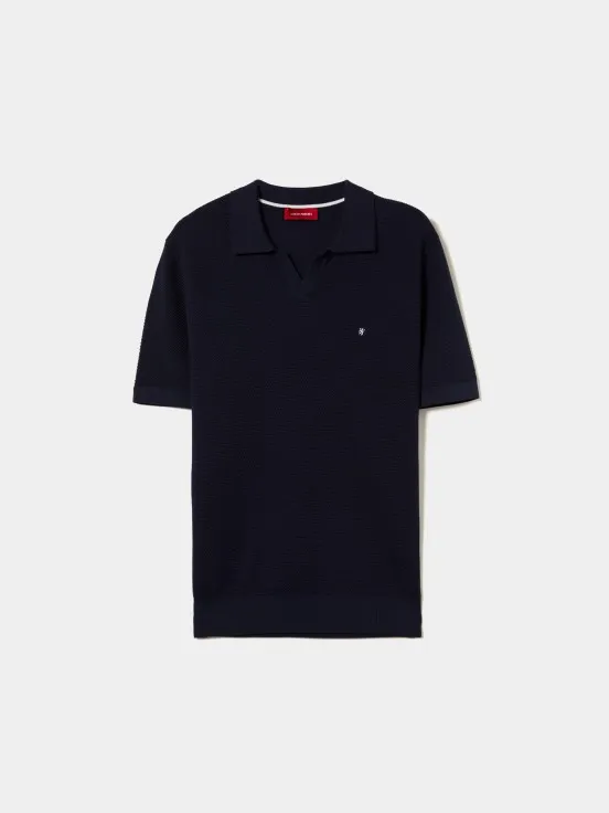 Short-sleeved polo in structured mesh