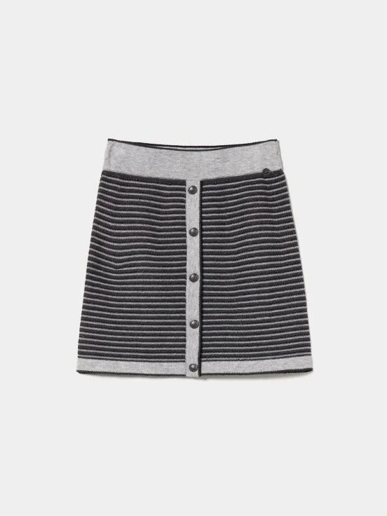 Short striped knit skirt