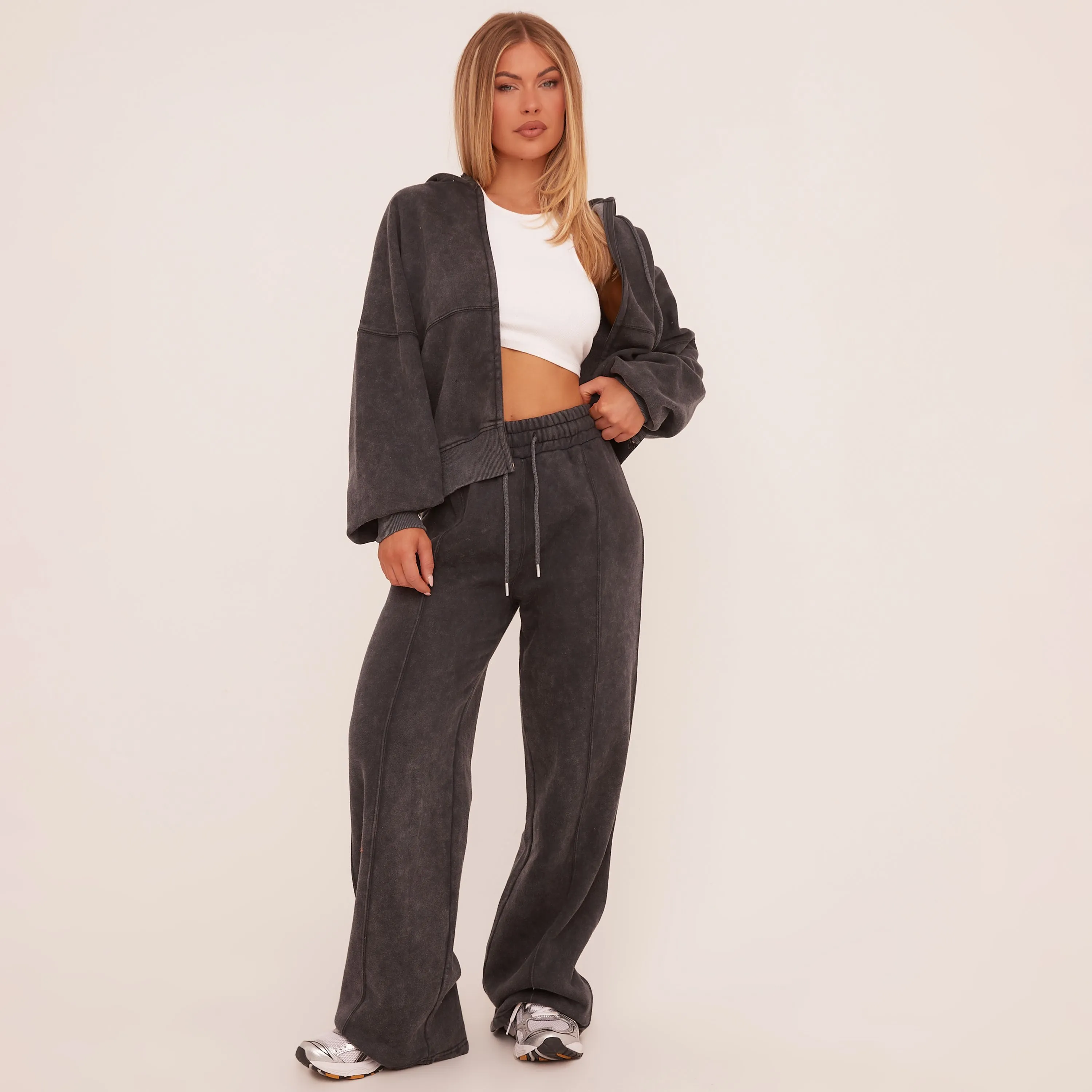 Tie Waist Straight Leg Slouchy Joggers In Washed Charcoal Grey