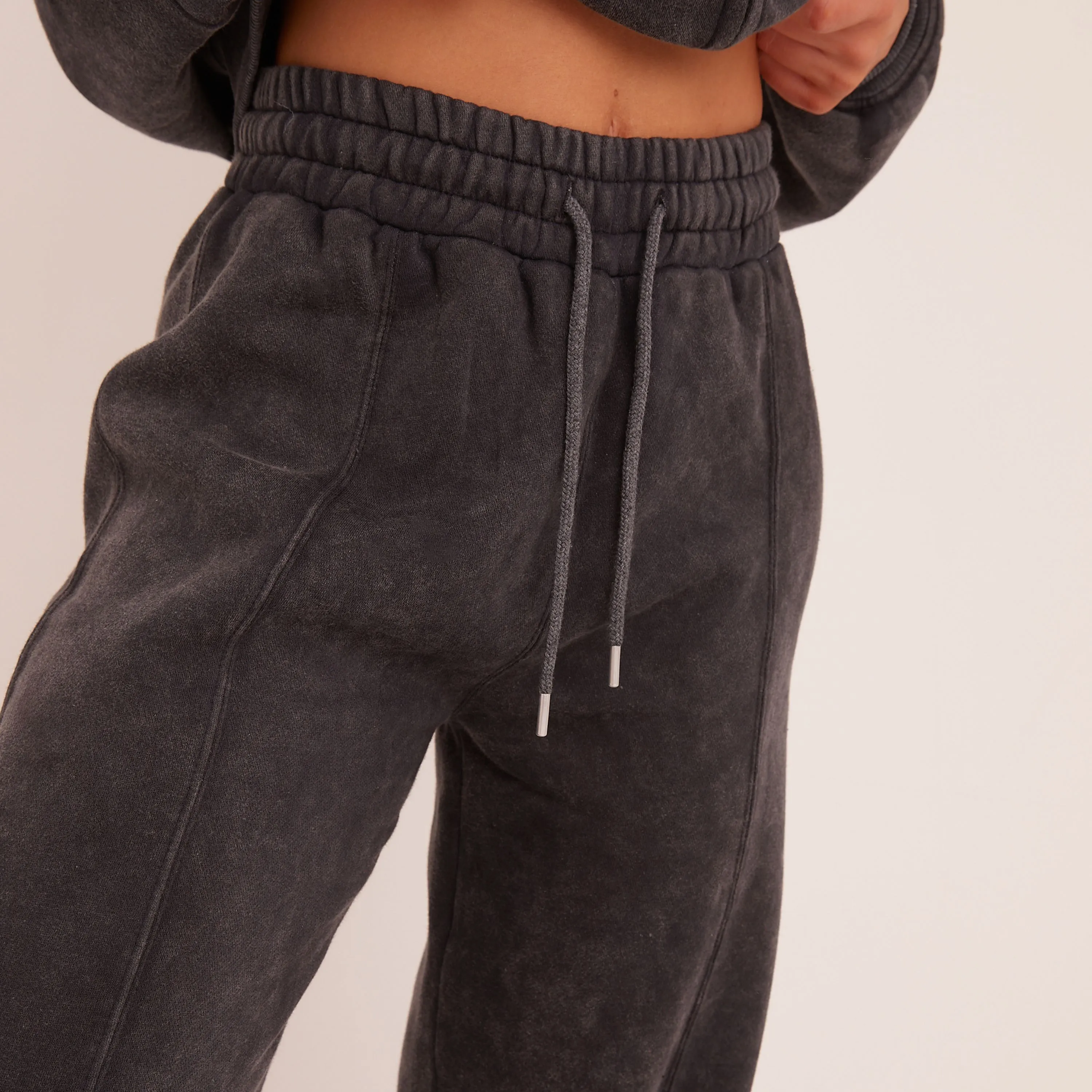 Tie Waist Straight Leg Slouchy Joggers In Washed Charcoal Grey