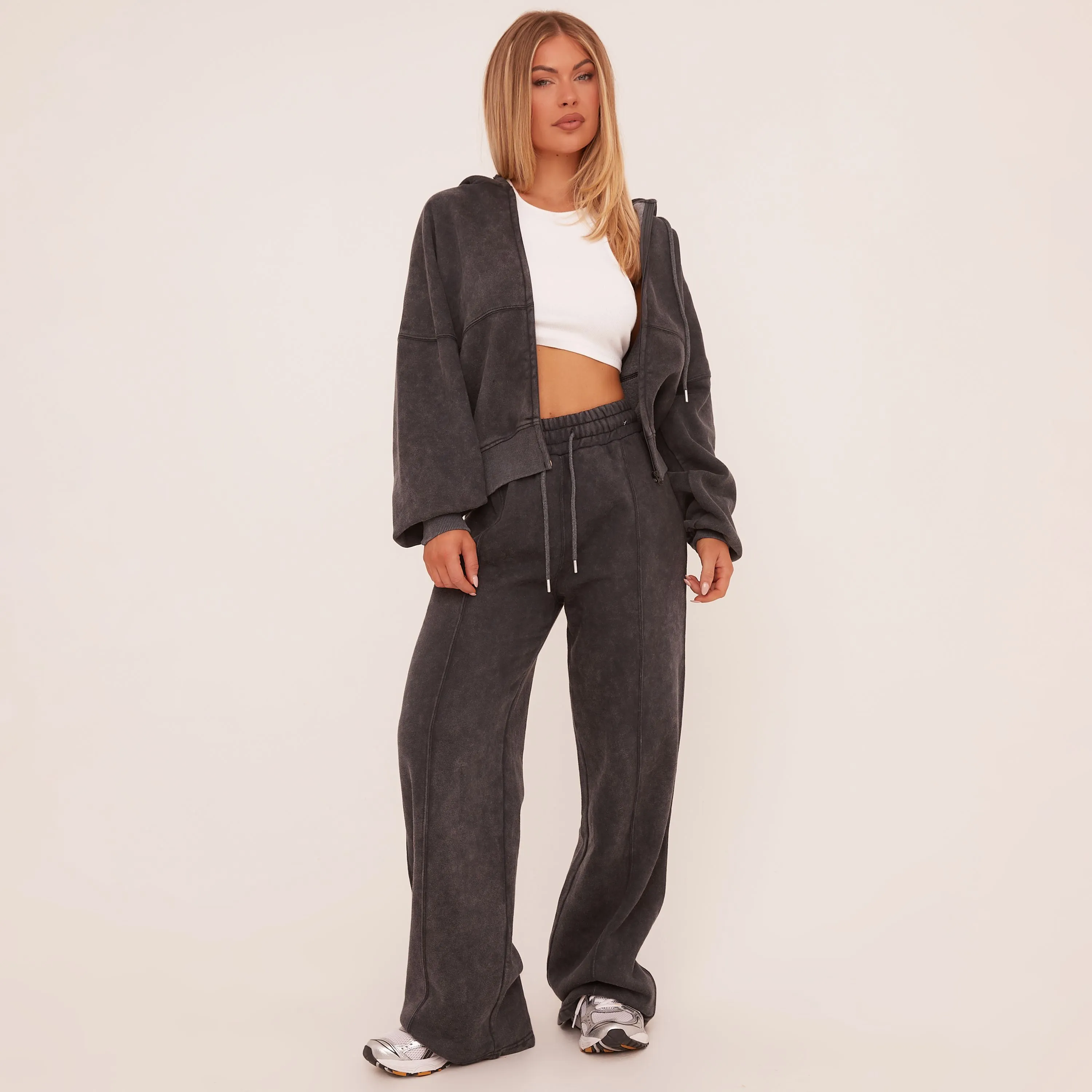 Tie Waist Straight Leg Slouchy Joggers In Washed Charcoal Grey