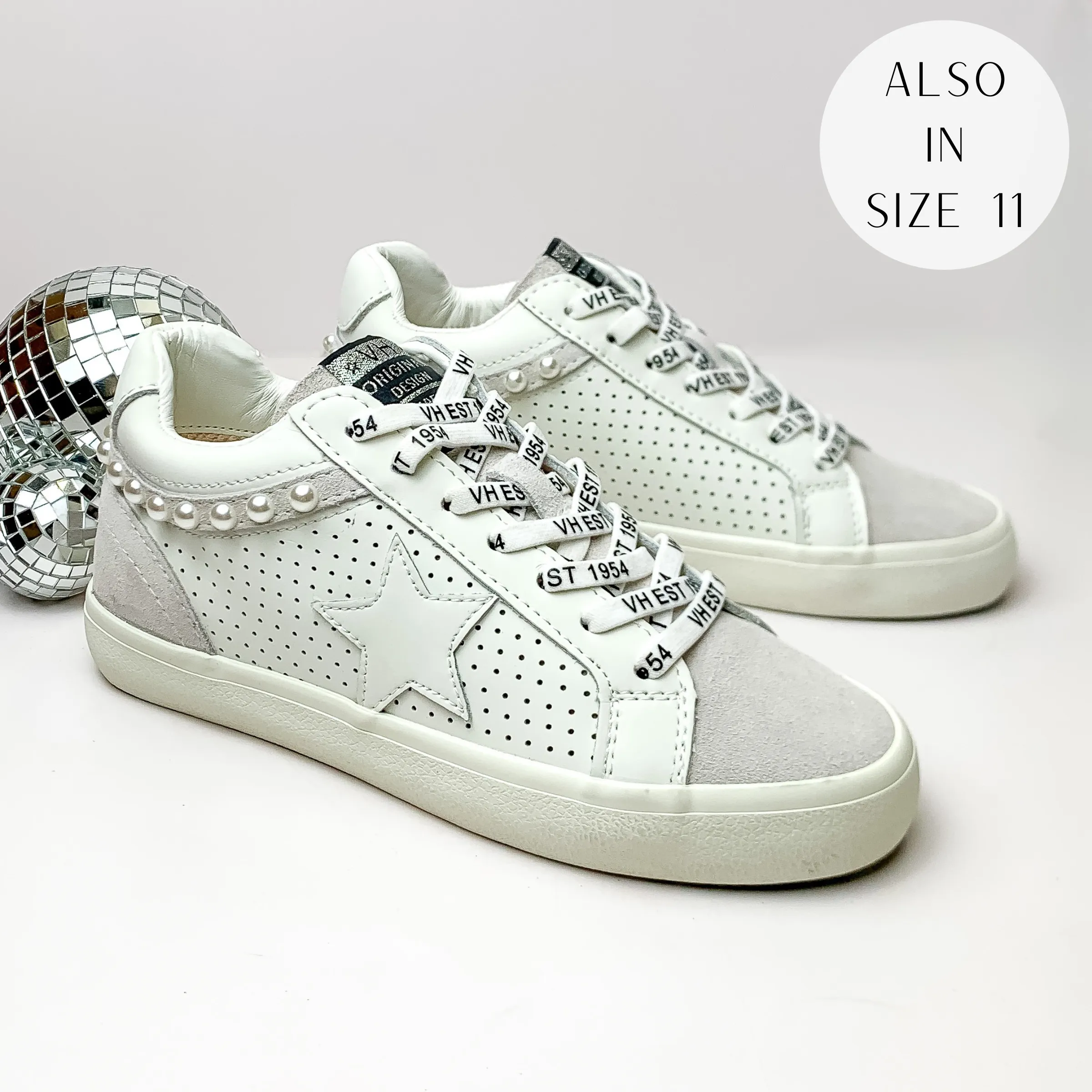 Vintage Havana | Peni Sneakers with Faux Pearl Outline in White and Grey Multi